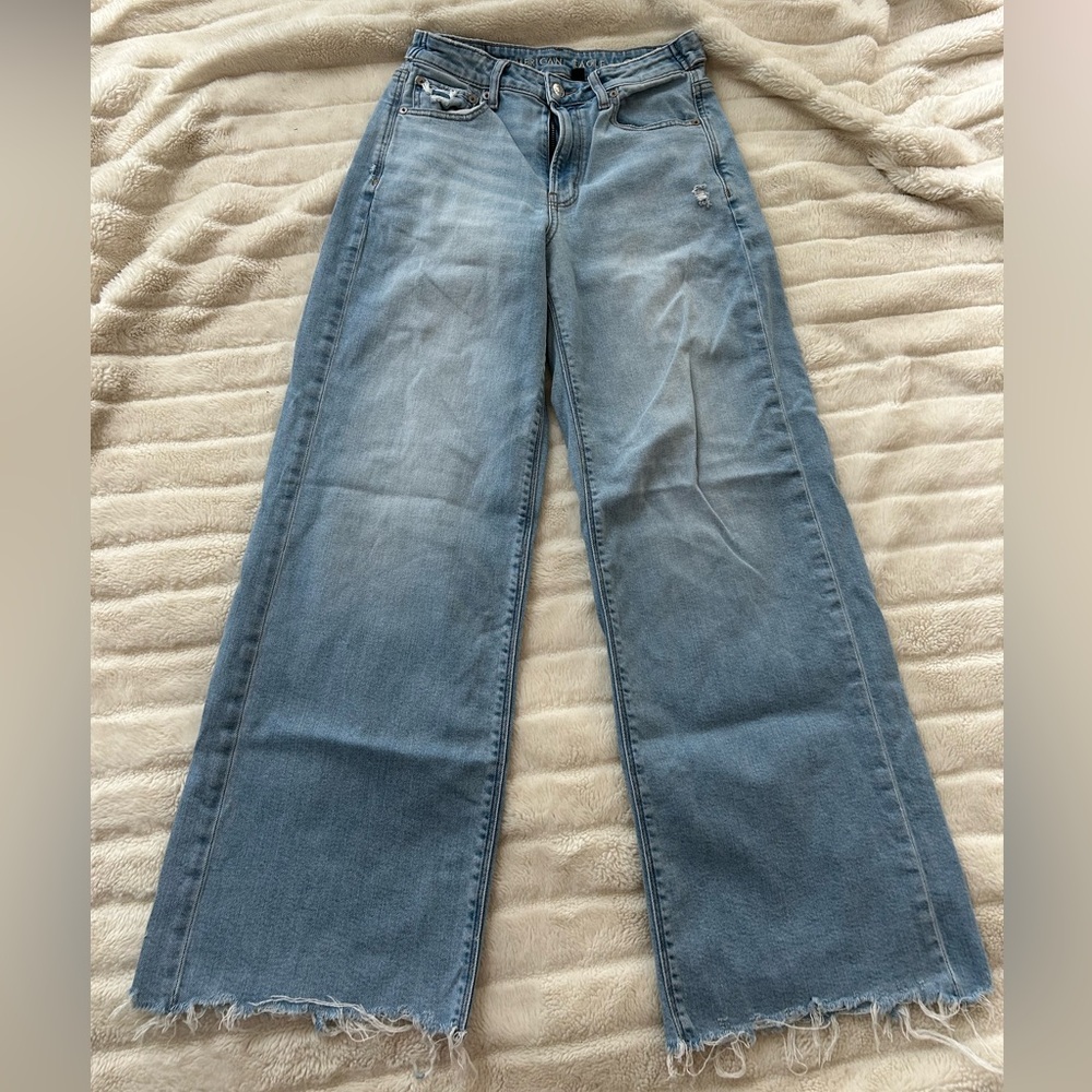 American Eagle High-waisted Wide-Leg Jeans